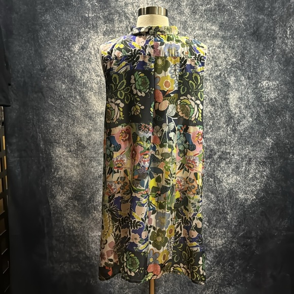 Johnny Was Chelsea Xanthe 100% silk button up multicolor floral tunic top - Picture 3 of 7